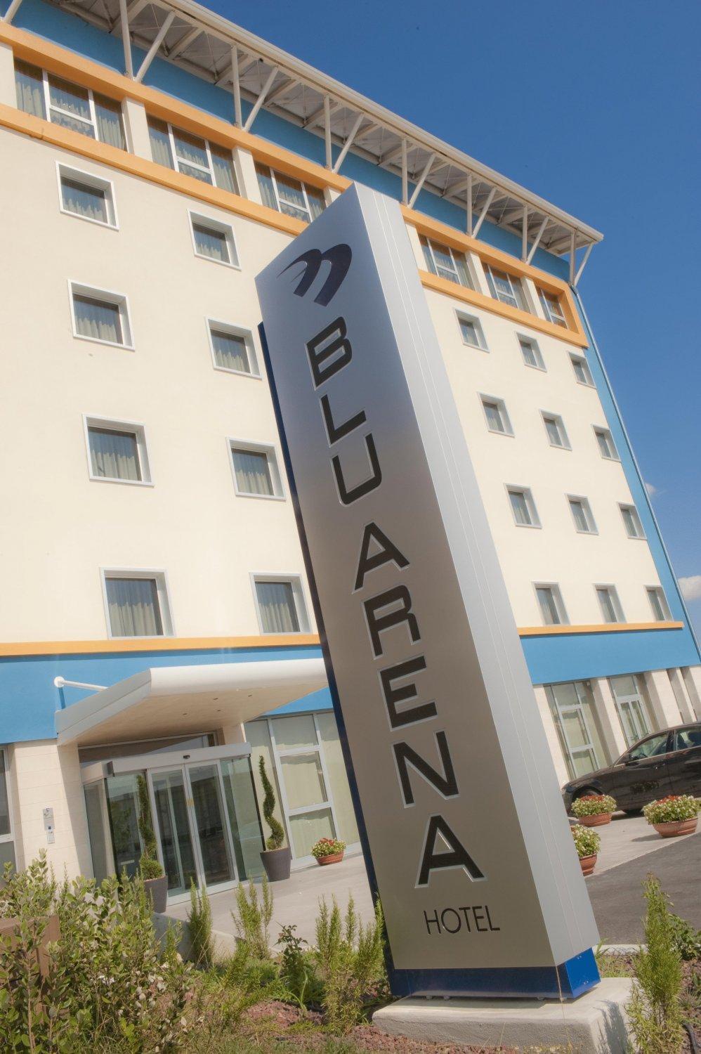 Blu Arena Hotel Montecchio  Ngoại thất bức ảnh