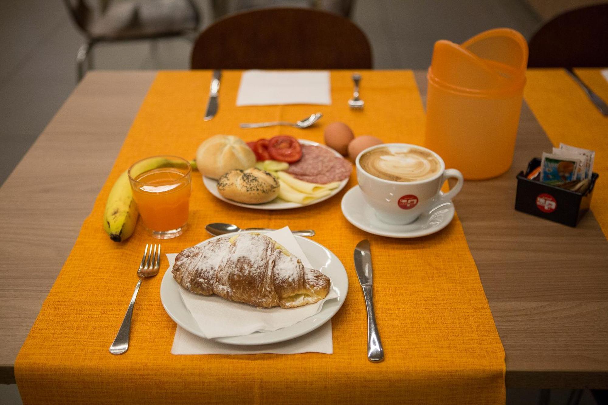 Blu Arena Hotel Montecchio  Ngoại thất bức ảnh